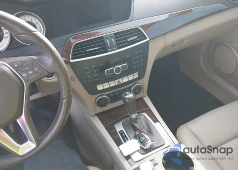 2014 Mercedes-Benz C 250 Sport from USA, damaged, VIN WDDGF4HB4EA952050